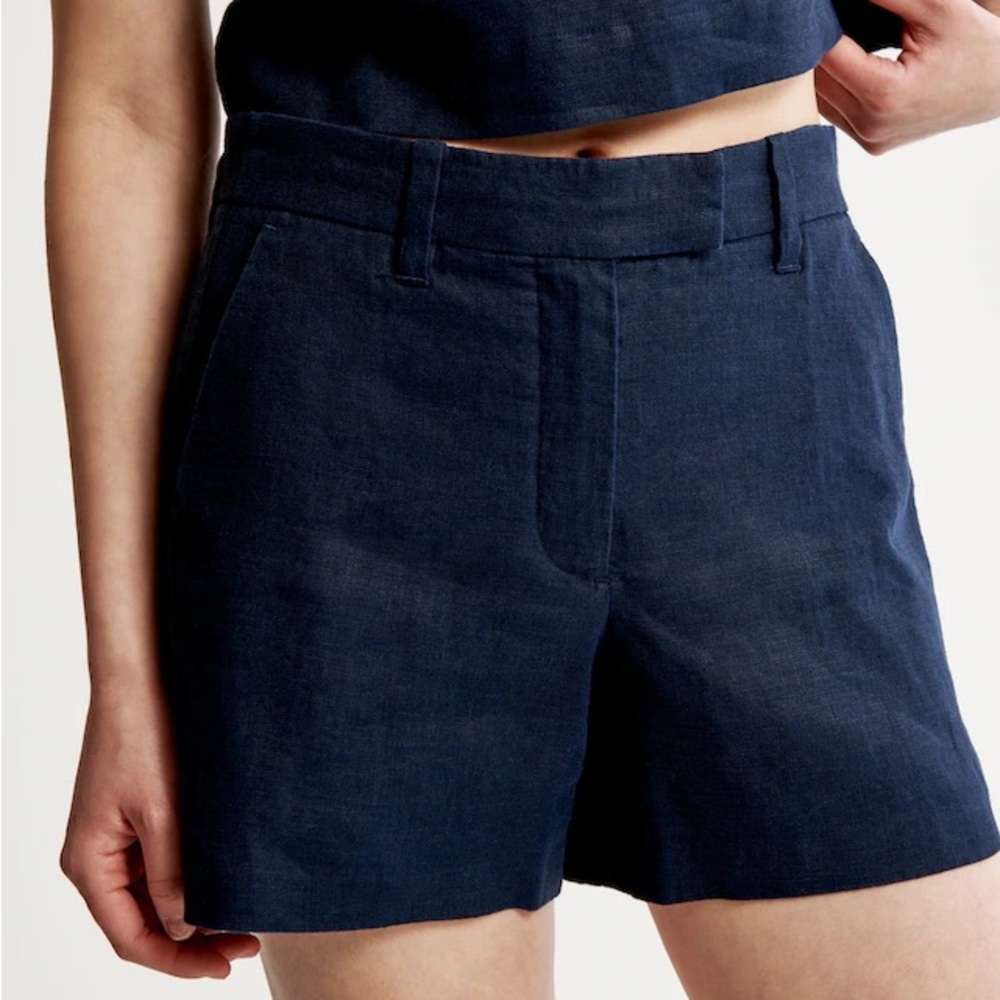 Abercrombie and Fitch premium tailored linen shorts